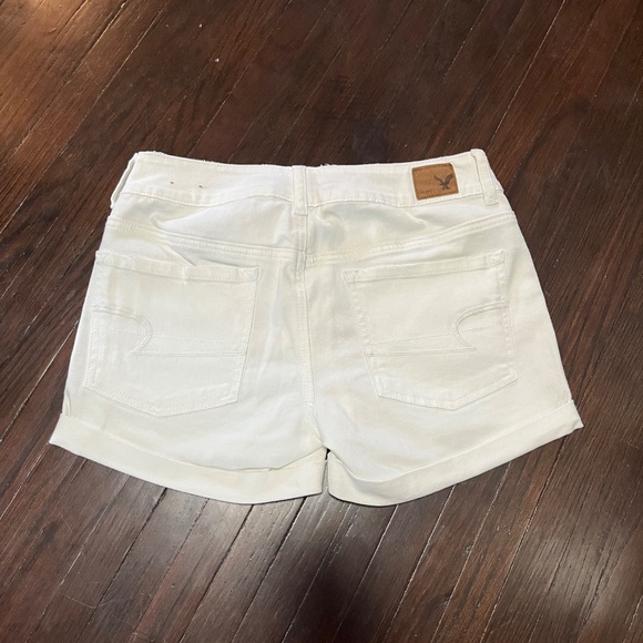 White American Eagle Midi Shorts size 6 - Picture 2 of 3